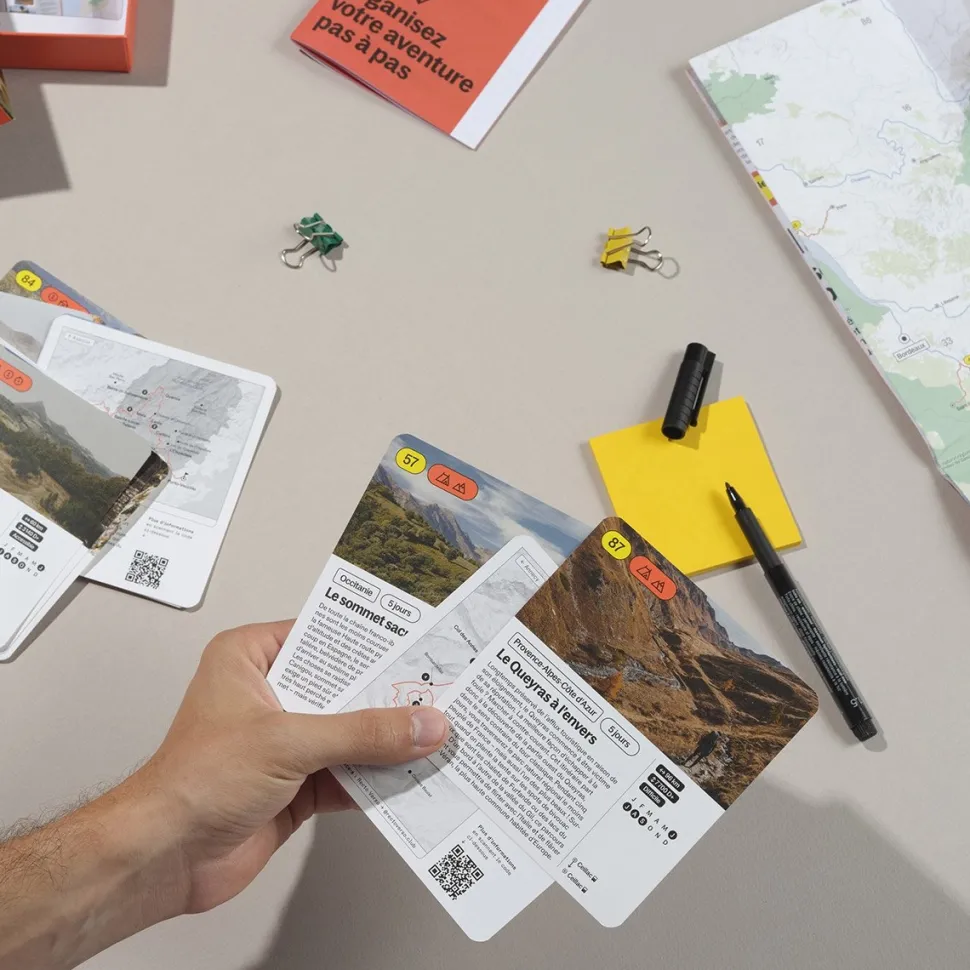 Shop Coffret Recto Verso - 100 randonnées en France Outdoor Et Loisirs