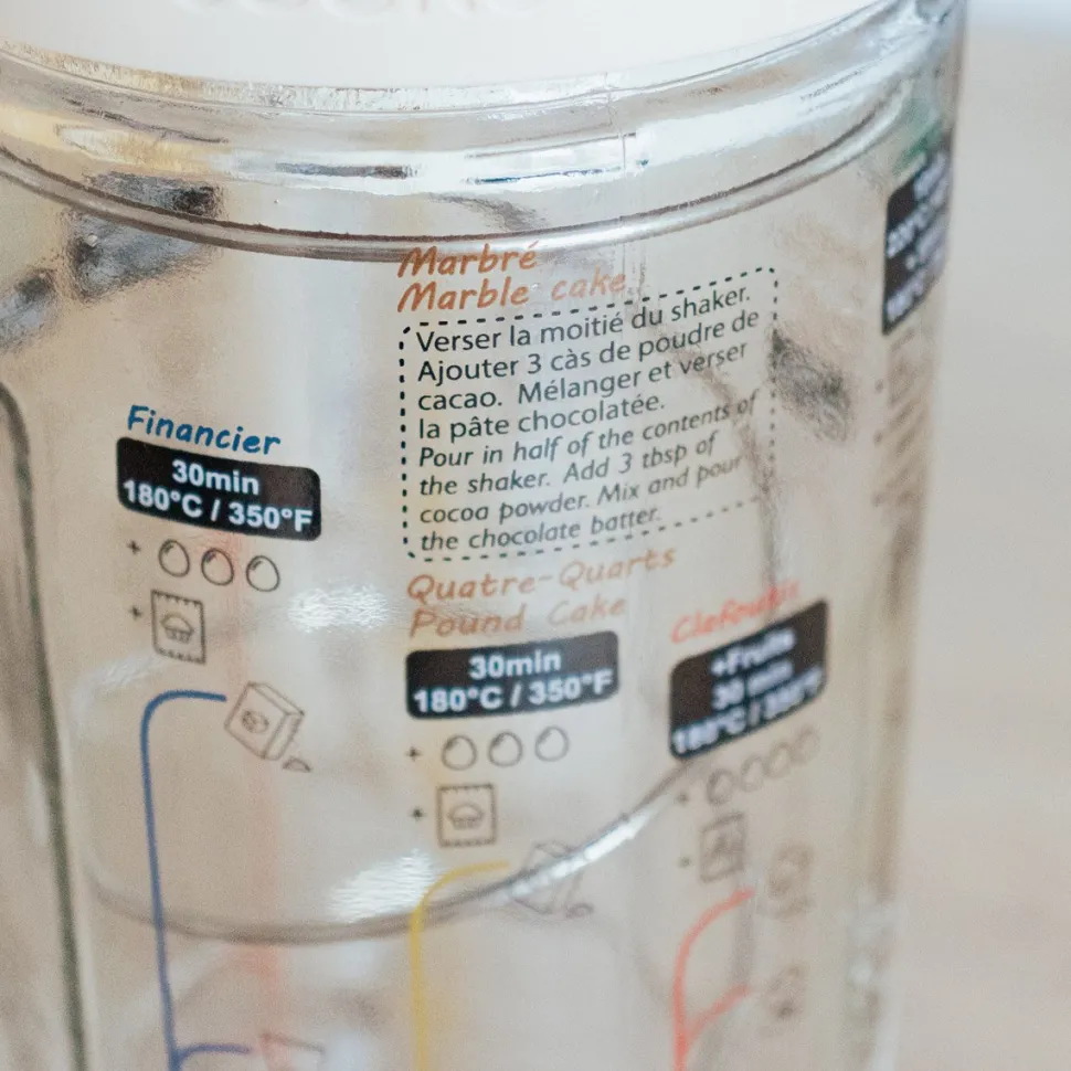 Best Sale Shaker magique : 10 recettes de gâteaux Aux Fourneaux