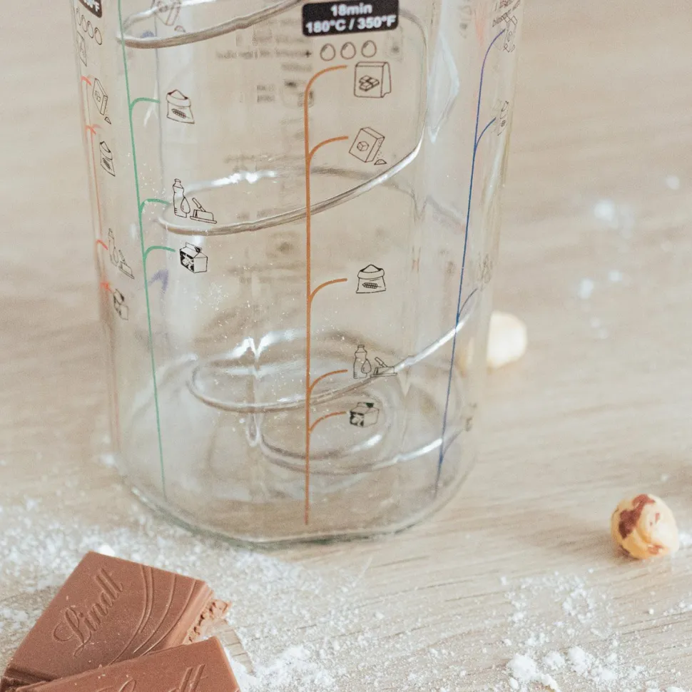 Best Sale Shaker magique : 10 recettes de gâteaux Aux Fourneaux